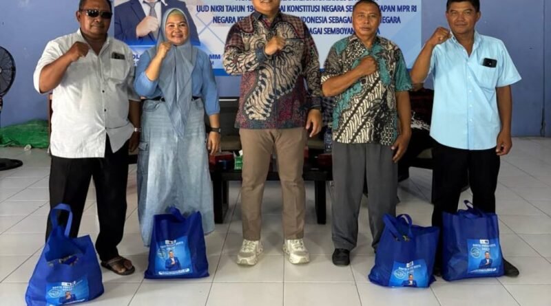 Anggota DPR RI Edi Oloan Pasaribu, S.T., M.M. Gelar Sosialisasi Empat Pilar Kebangsaan di Kalimantan Timur Anggota DPR RI Edi Oloan Pasaribu, S.T., M.M. Gelar Sosialisasi Empat Pilar Kebangsaan di Kalimantan Timur