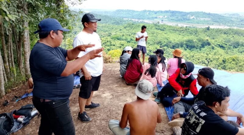 Gunung Pegole Jadi Lokasi Uji Terbang Paralayang, Potensi Wisata Alam Sebulu Kian Menonjol Gunung Pegole Jadi Lokasi Uji Terbang Paralayang, Potensi Wisata Alam Sebulu Kian Menonjol